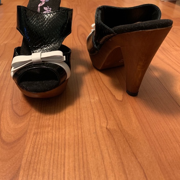 Brand new Helle Comfort Sandals - Picture 3 of 4